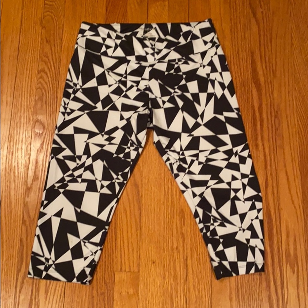 Capri workout pants - Picture 1 of 2